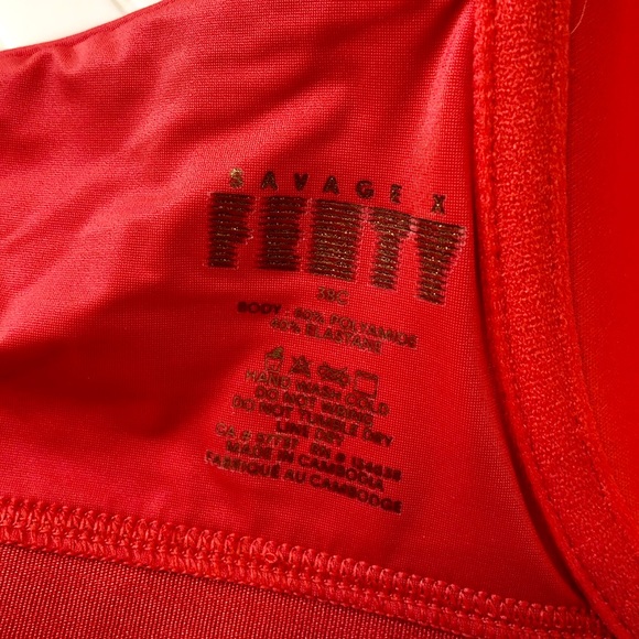 Savage X Fenty T-Shirt Red Underwire Bra 38C - Picture 3 of 4